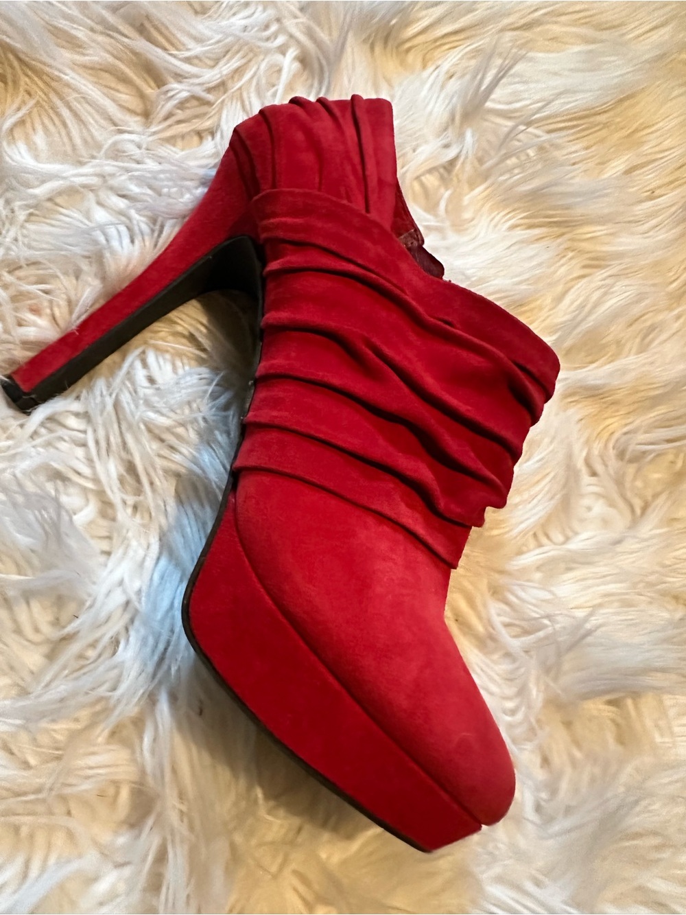 Gianni Bini Red Suede Ruched Ankle Booties - - Picture 3 of 6